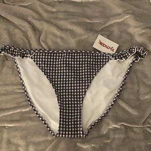 XL Aerie navy blue & white gingham bikini
